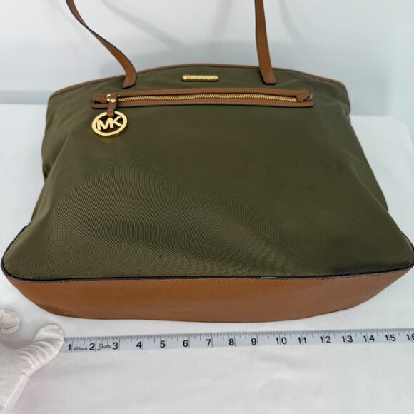 MK Michael Kors Kempton Nylon Tote Army Green - Picture 8 of 11